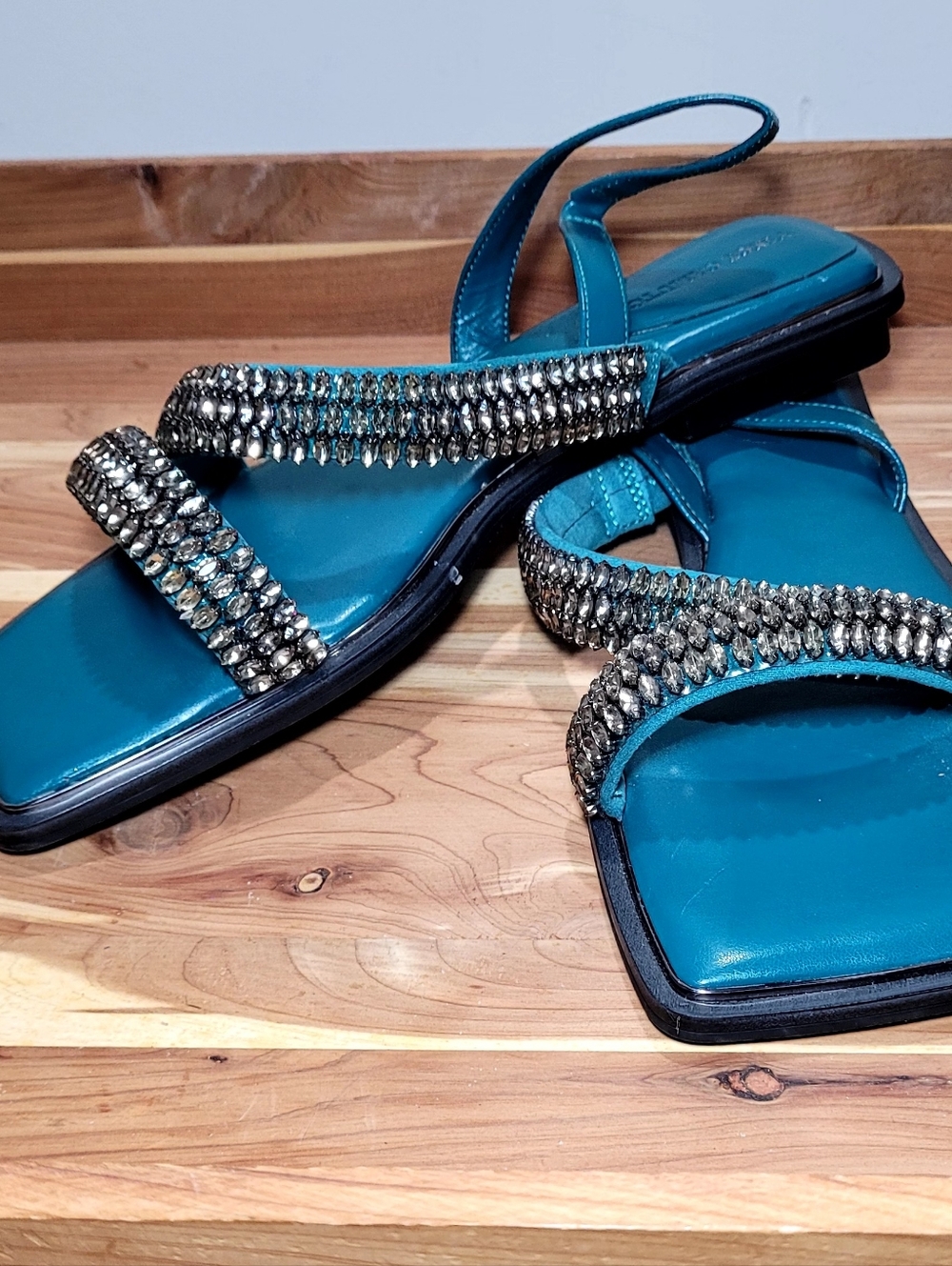 Vince Camuto Prizza Strappy Sandals 11M/42 1/2 - Picture 9 of 16